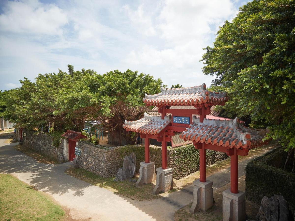 Hotel Murasakimura Yomitan Bagian luar foto